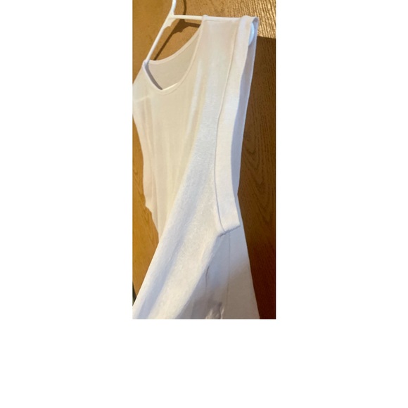 NWOT SUPER CUTE LIGHTWEIGHT MESH LIKE MUSCLE TOP! - Picture 3 of 4